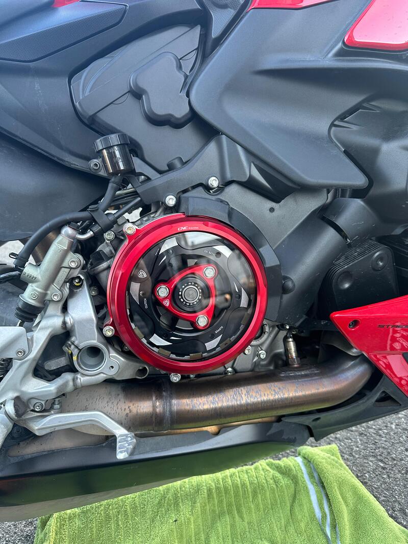 Carter trasparente per frizioni a olio Ducati Streetfighter V4